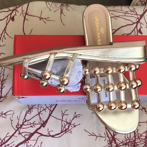 Dream Pairs Gold Sandals NWT Size 5 - Picture 4 of 10